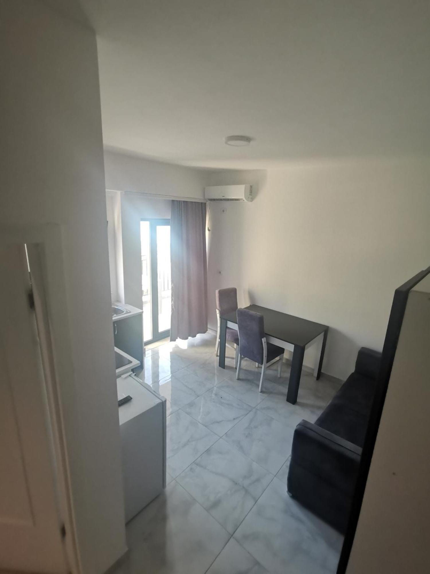 Davids Apartments Sarandë Exteriör bild