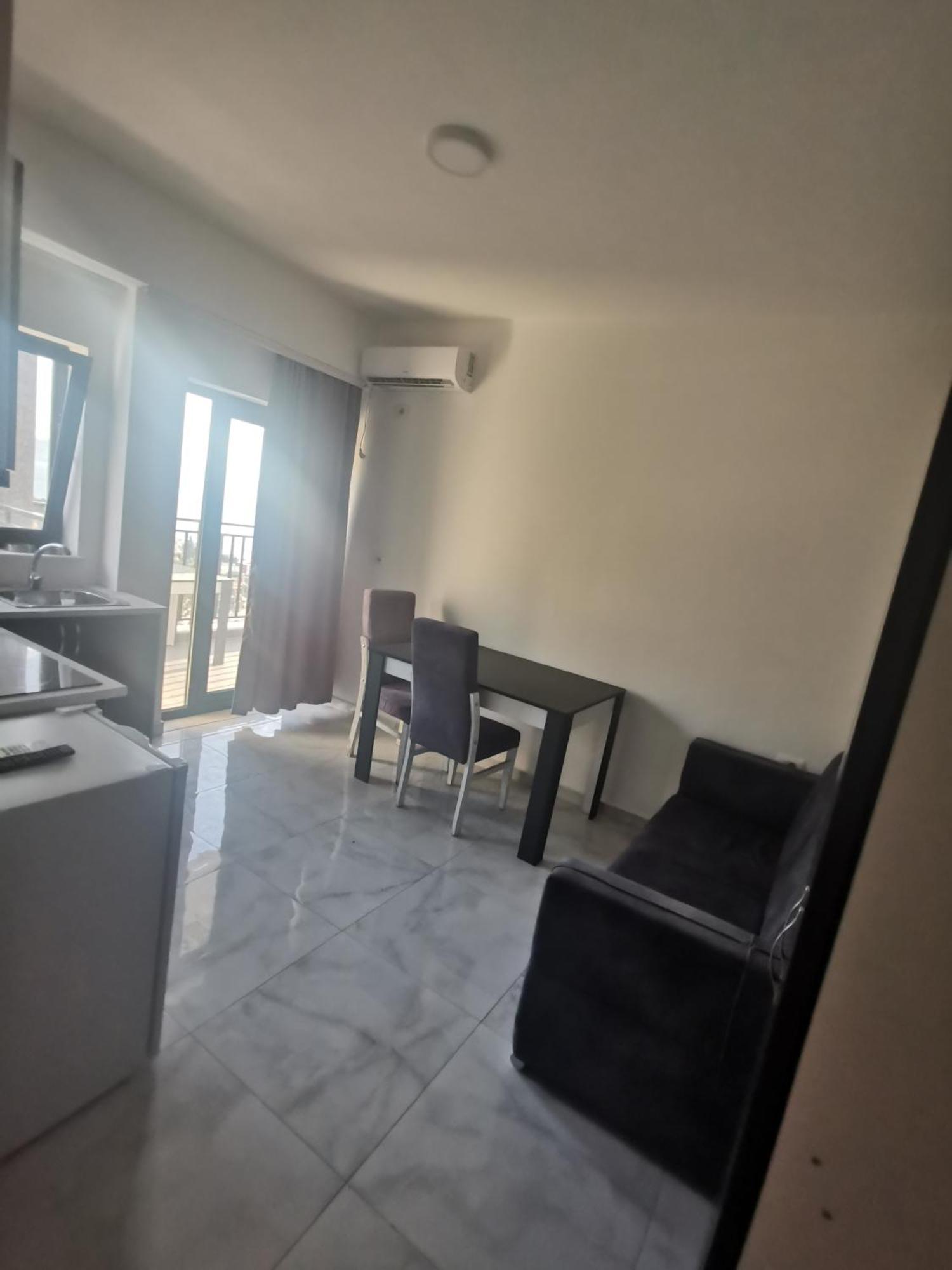 Davids Apartments Sarandë Exteriör bild